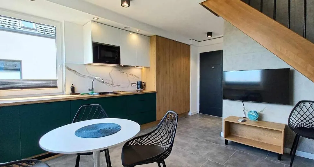 Apartamenty w sam las by KLIF Ustka- apartament dwupoziomy z klimatyzacją ul Poświatowskiej 42-1