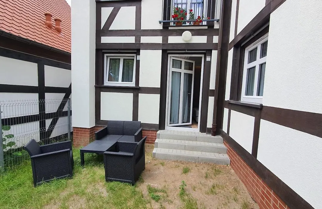 Grand Royal Baltic Ustka - luksusowy Apartament 150 metrów od plaży, port, zielony taras, bezpłatny parking, top lokalizacja w centrum Ustki-1