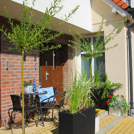 Apartamenty Royal Maris 5 - pokój dwuosobowy, najlepsza lokalizacja w Ustce, blisko plaży i portu, bezpłatny parking, ścisłe centrum-3