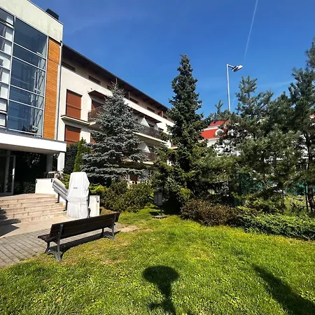 Apartament Wczasowa z tarasem/ogródkiem-2
