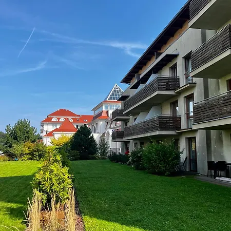 Apartament Wczasowa z tarasem/ogródkiem-3