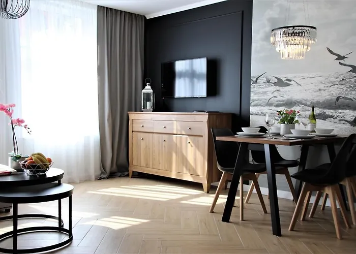 Apartamenty Royal Maris 3 - najlepsza lokalizacja w Ustce, blisko plaży i portu, bezpłatny parking, ścisłe centrum Ustka