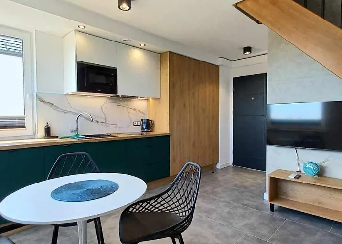Apartamenty w sam las by KLIF Ustka- apartament dwupoziomy z klimatyzacją ul Poświatowskiej 42