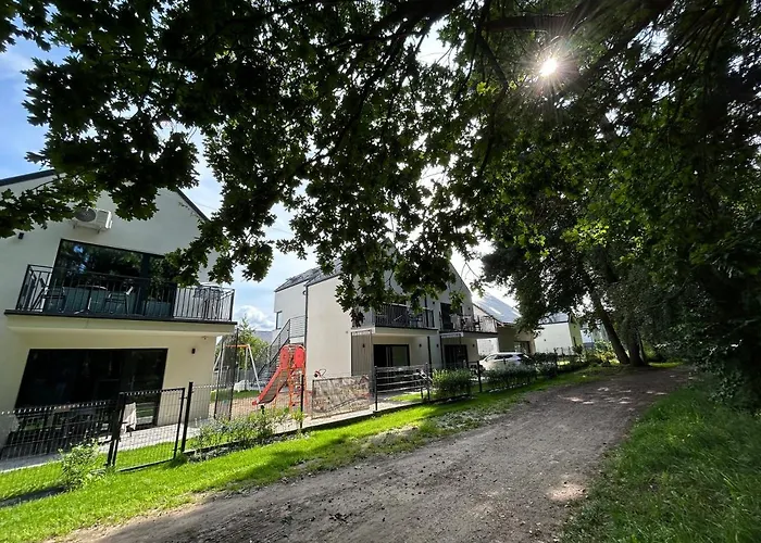 Apartamenty w sam las by KLIF Ustka- apartament dwupoziomy z klimatyzacją ul Poświatowskiej 42