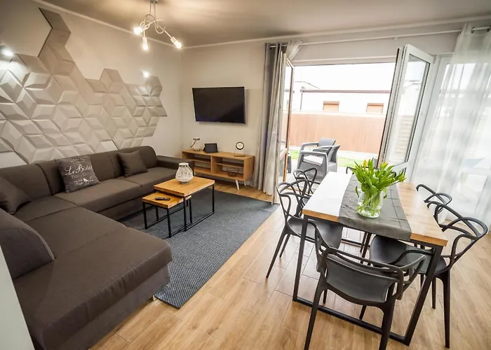 Apartamenty Bałtyckie - Sloneczna Oaza - Parking, Taras, Ogród, WIFI Ustka